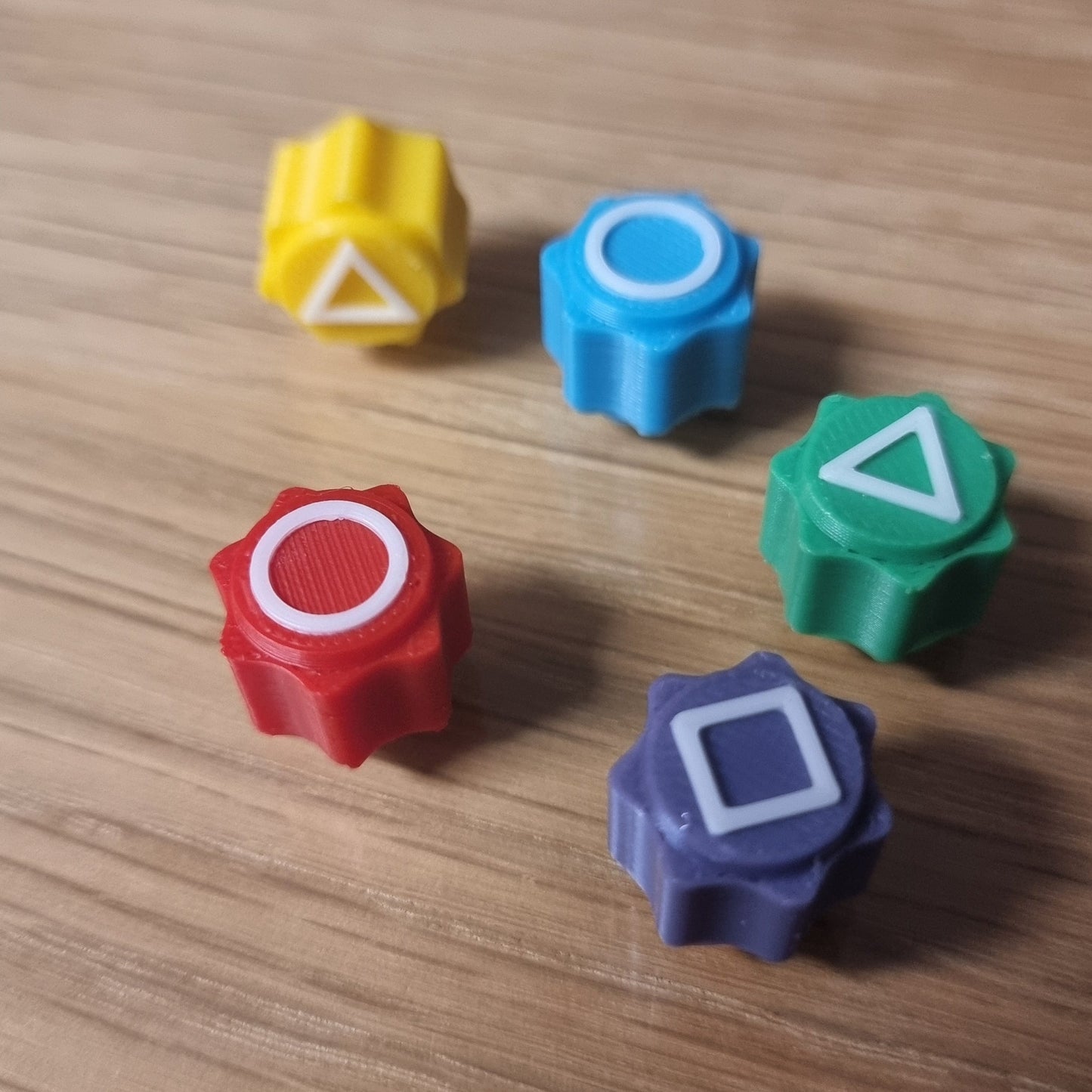 Piezas de Gonggi Inspiradas en el Juego del Calamar