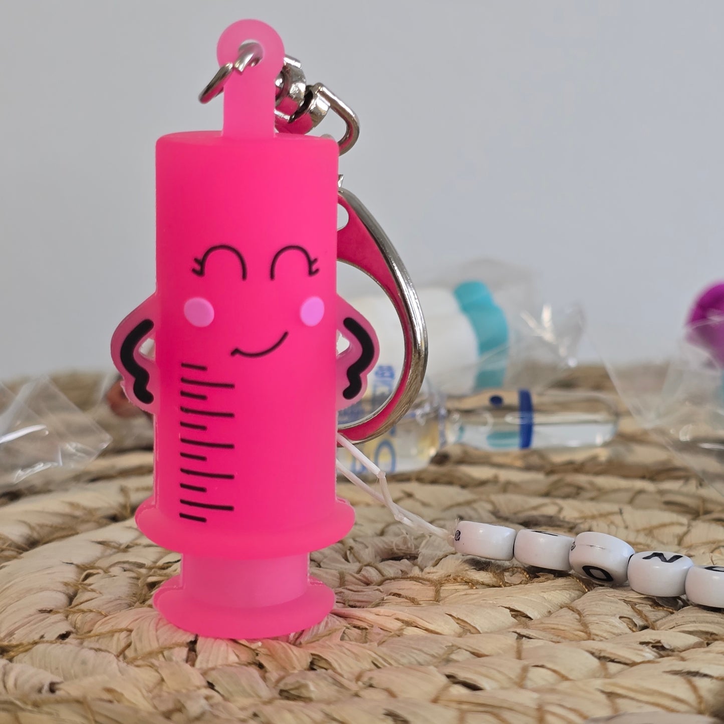 Rompe ampollas jeringa de goma – Personalizable con nombre