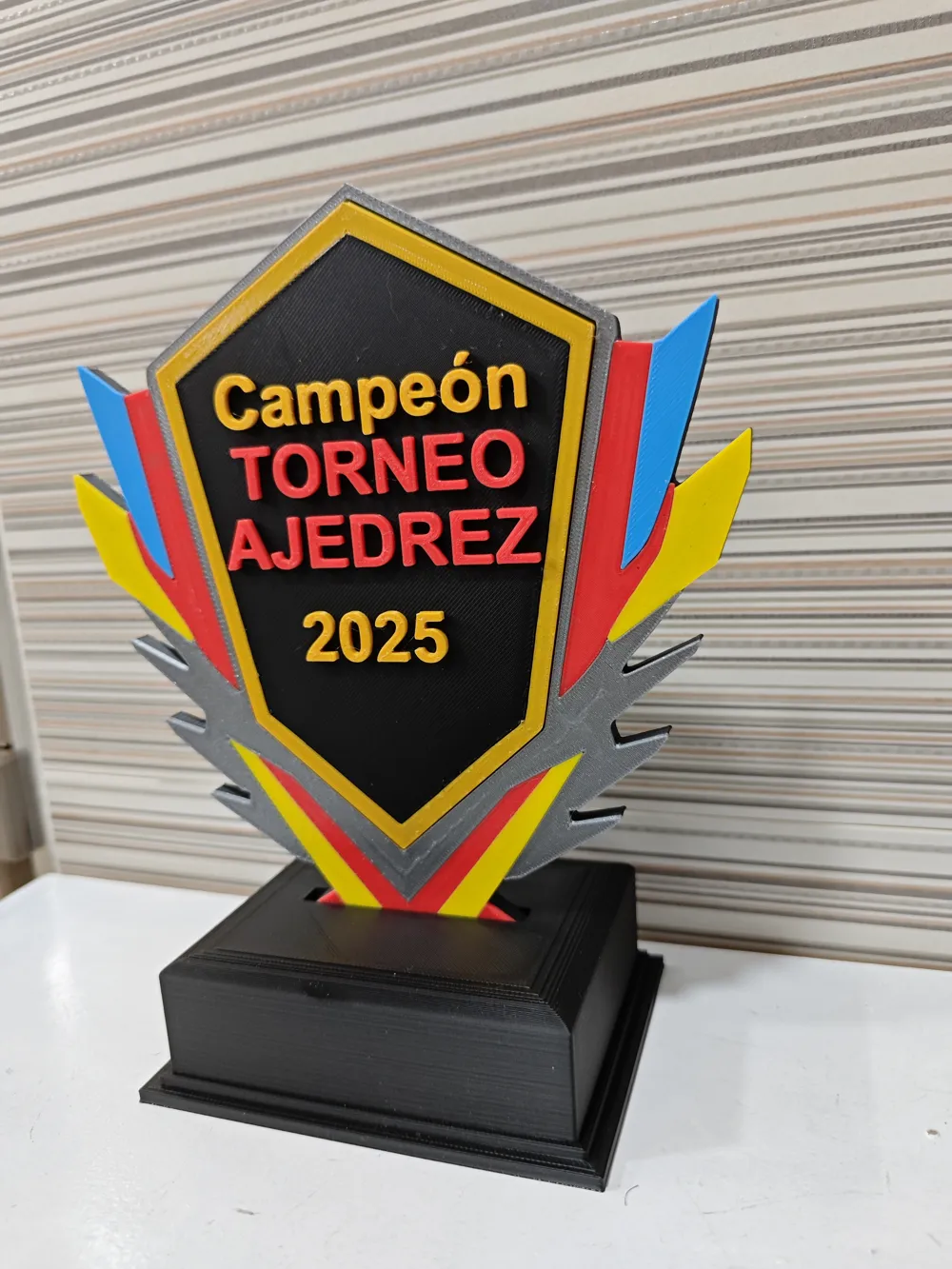 Trofeo colores 3D personalizable