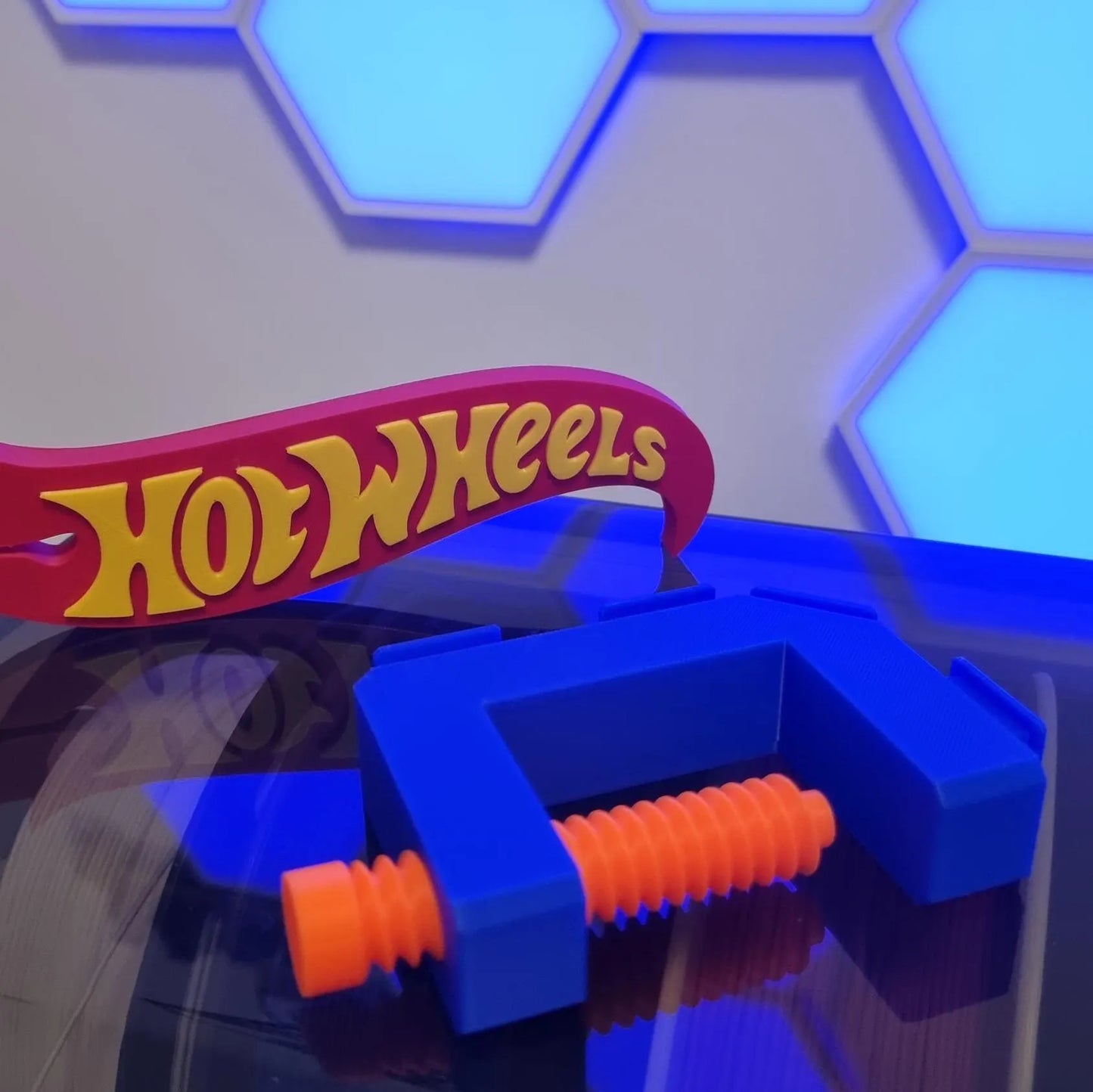 Pinza Universal para Pistas Hot Wheels. Compatible y Ajustable