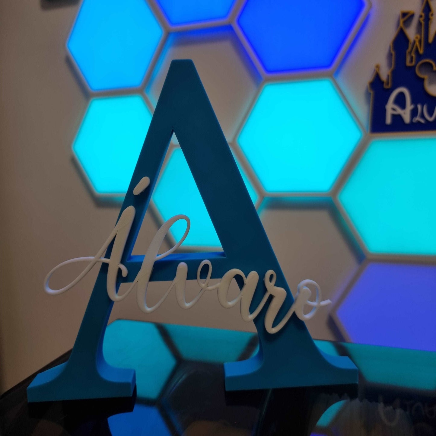 Inicial con nombre personalizado.