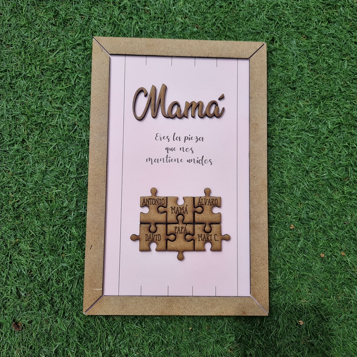Cuadro puzzle Día de la Madre con nombres personalizados en madera