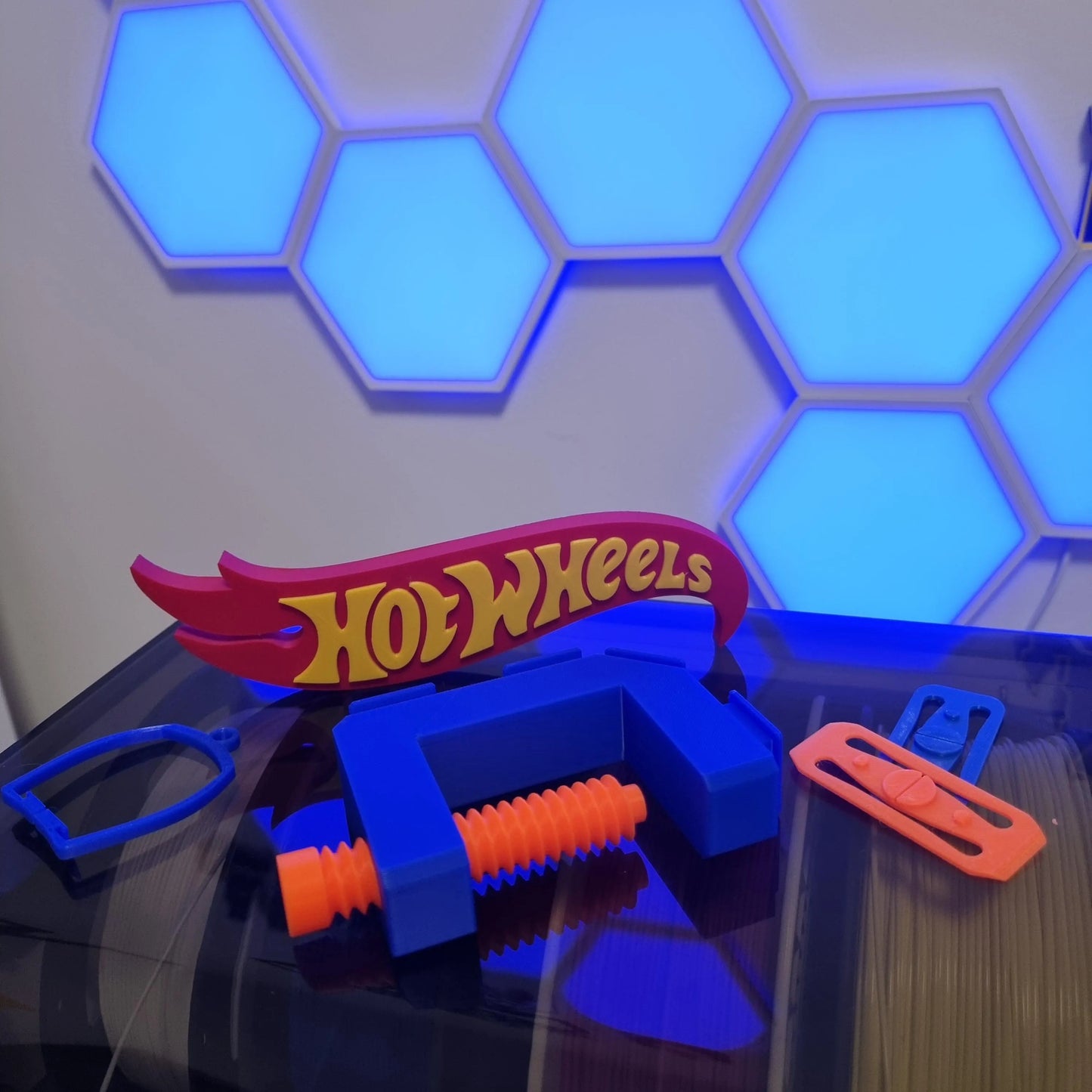 Pinza Universal para Pistas Hot Wheels. Compatible y Ajustable