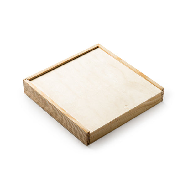 Set de 4 juegos de madera: ajedrez, damas, dominó y mikado · Crudo