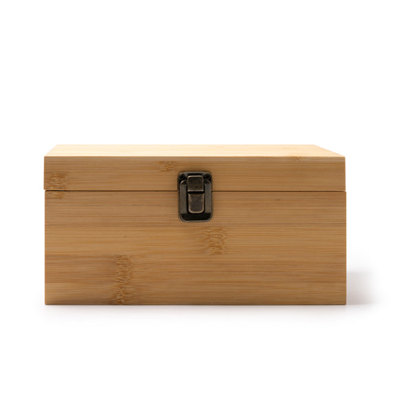 Set de whisky con 2 vasos y piedras de hielo · Crudo