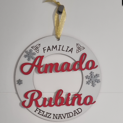 Corona navideña de madera personalizada Familia [Apellido]