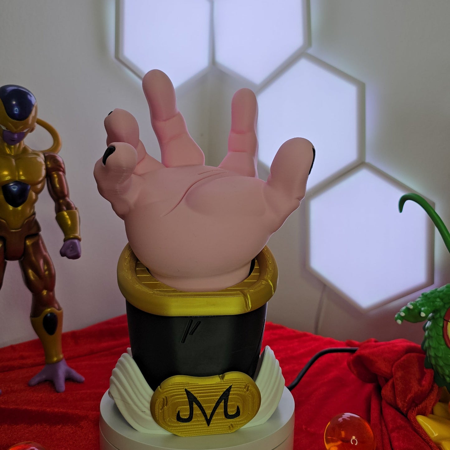 Soporte de mando inspirado en Bubú – Accesorio gamer impreso en 3D para setup