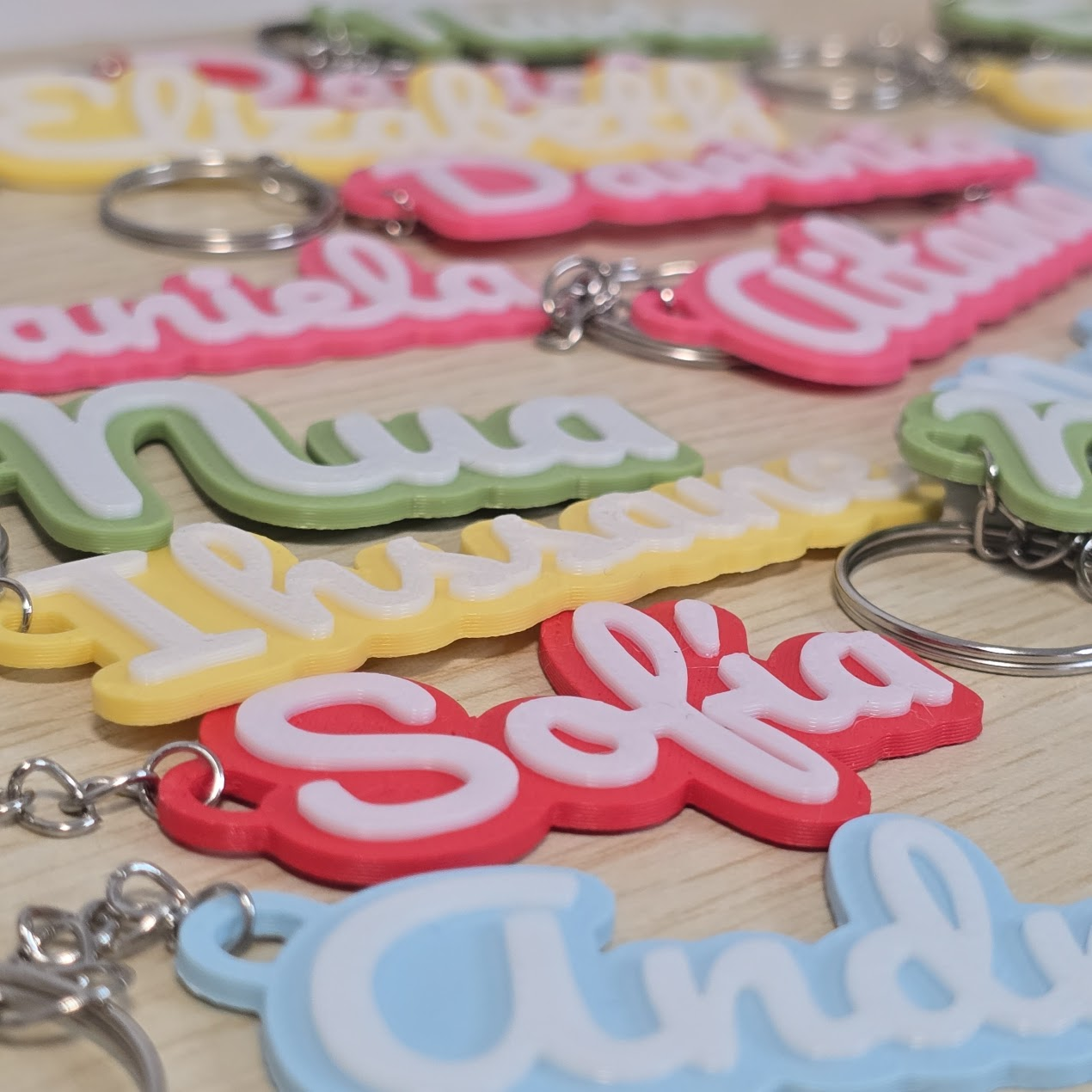 Llavero Personalizado con Nombre 3D | Regalo Único Estilo Moderno