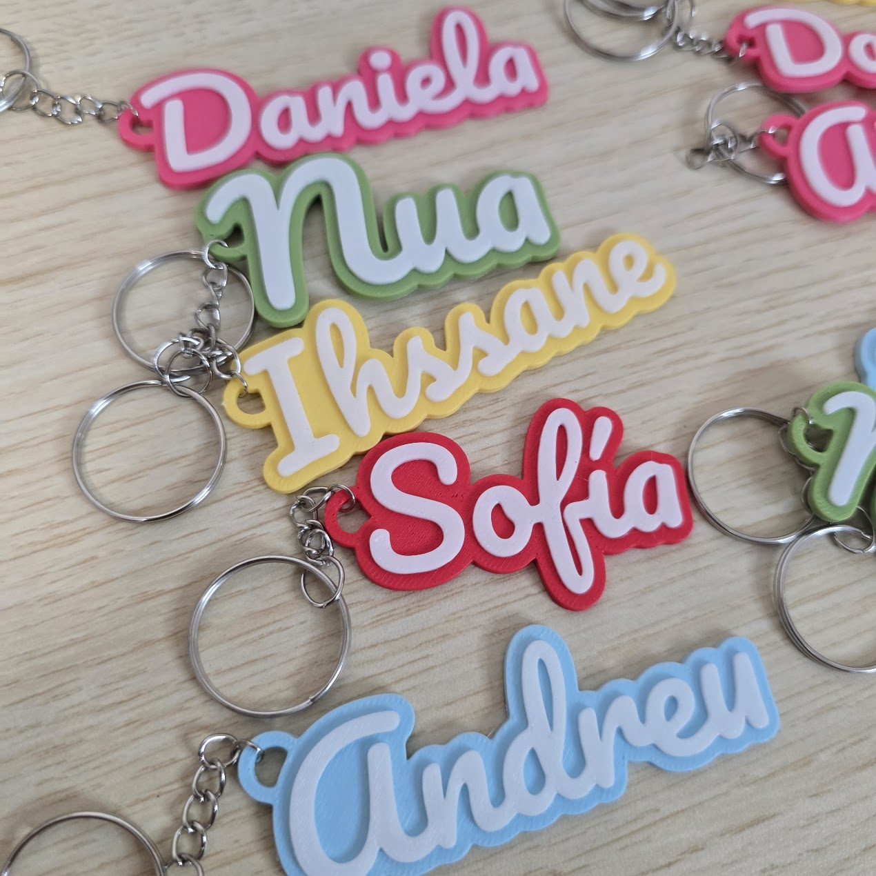 Llavero Personalizado con Nombre 3D | Regalo Único Estilo Moderno