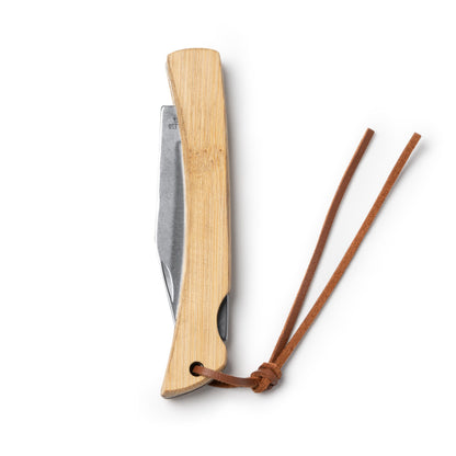 Navaja de acero con mango de bambú y cinta · Bambu
