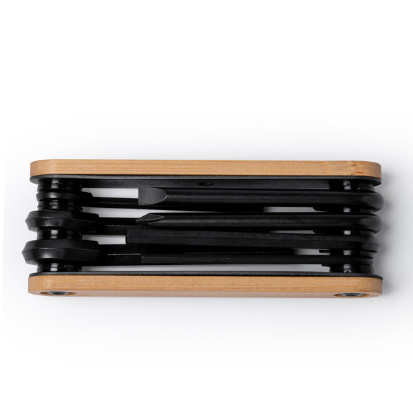 Multiherramienta de acero inoxidable · Crudo
