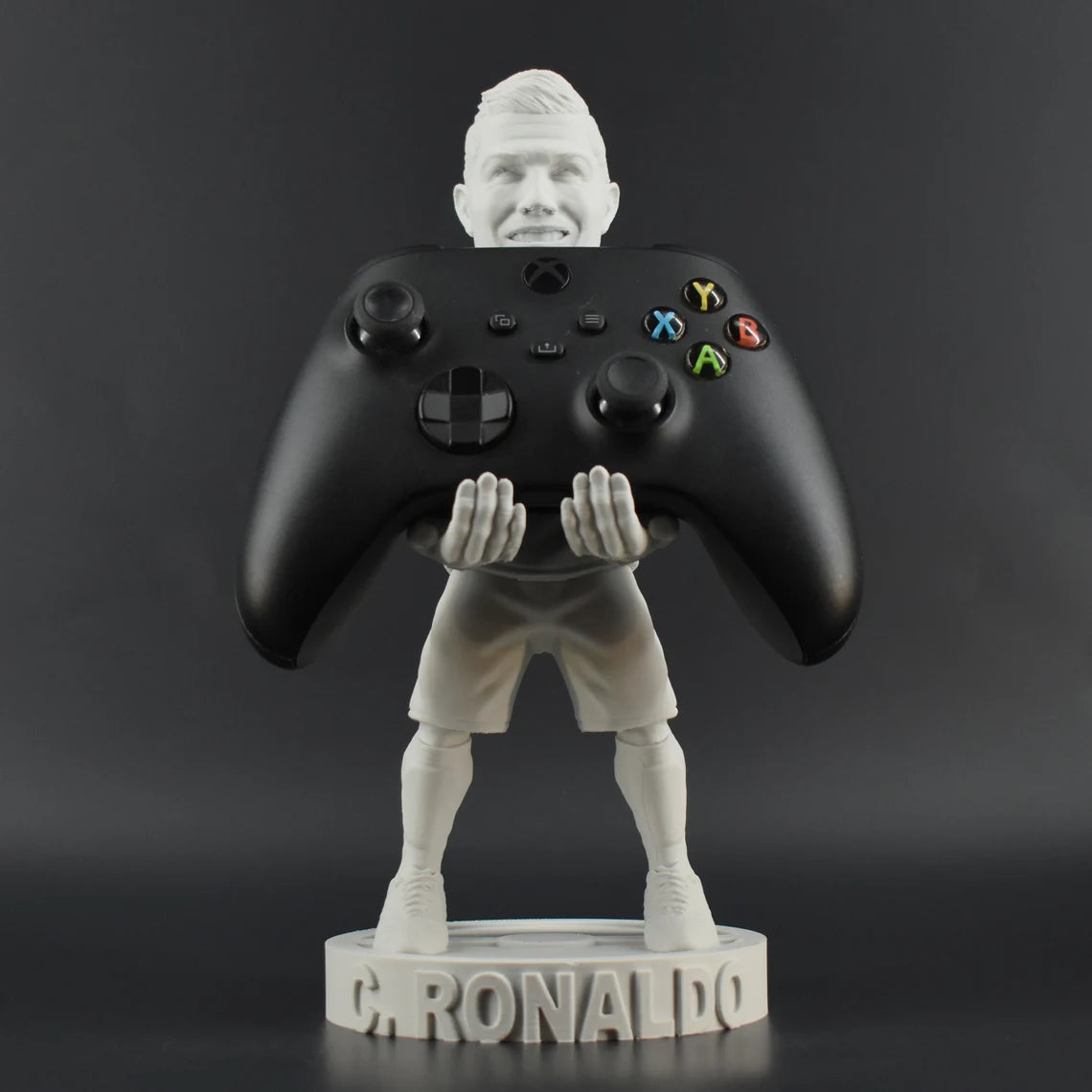 Soporte para Mando Cristiano Ronaldo (CR7) - Stand Universal para PS5/Xbox - Impresión 3D