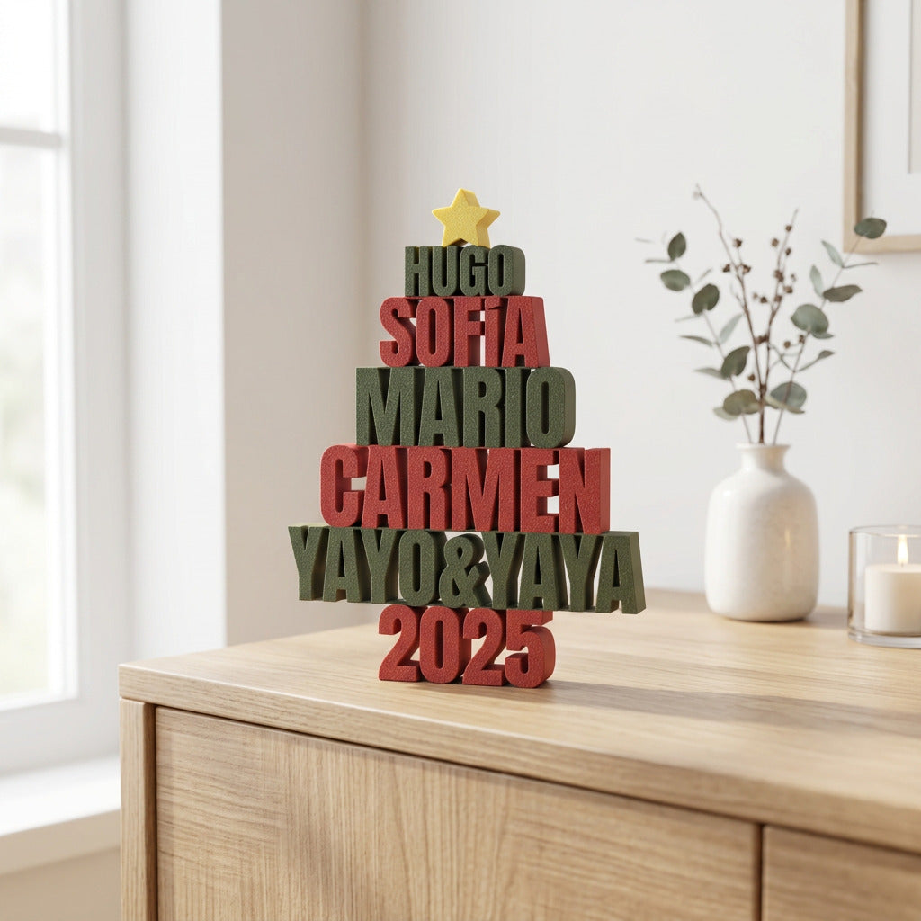 Árbol de Navidad con Nombres Familiares en 3D - Figura Decorativa de Sobremesa