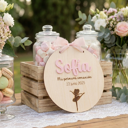 Cartel de Madera Personalizado para Silla de Comunión - Nombre en Relieve y Silueta Bailarina