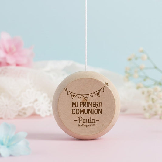 Yoyó de Madera Personalizado "Diseño Banderines" – Recuerdo Primera Comunión