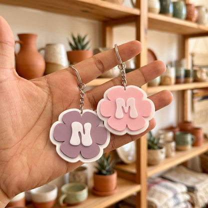 Llavero Inicial Flor 3D Personalizado | Regalo Original y Único