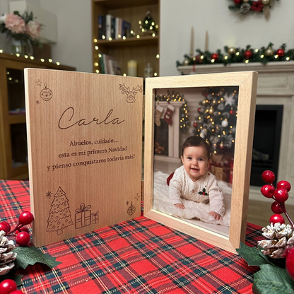 Marco de Fotos Navideño de Madera Personalizado - Grabado Láser Portada e Interior (Foto 10x15 Incluida)